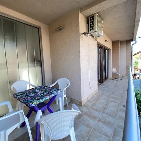 Holiday home Dora Leskovac