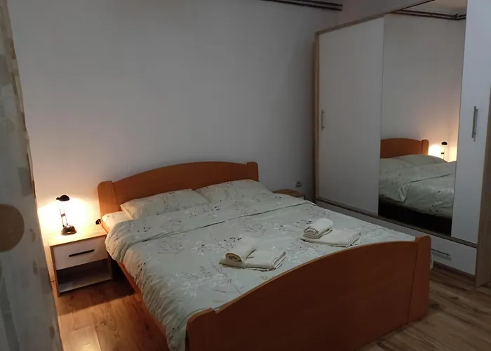 Dora Prázdninový dům *